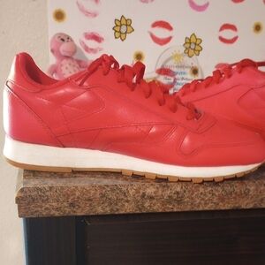 Reebok Red Classic Sneakers with Retro Silhouette